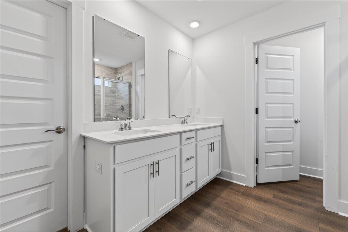351 Calm Water Way Summerville, SC 29486 - Photo 25 of 51 29-Maddie Breggia - DSC04531