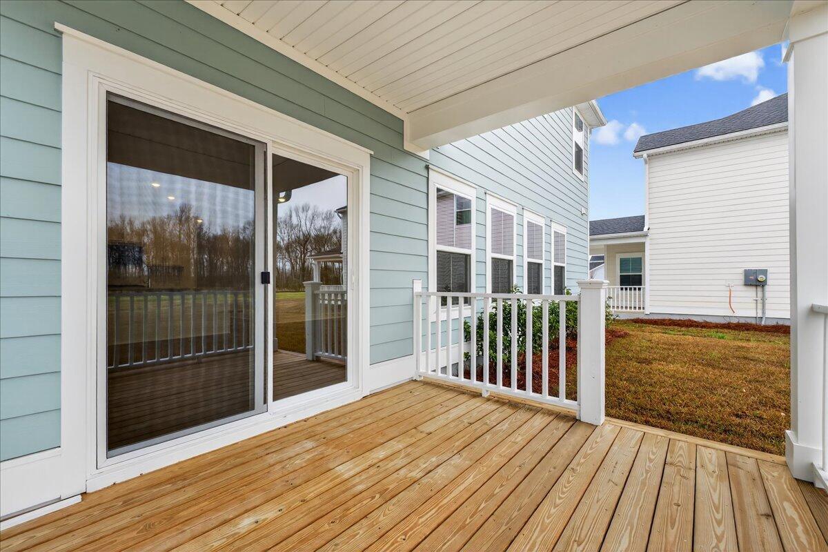 351 Calm Water Way Summerville, SC 29486 - Photo 34 of 51 41-Maddie Breggia - DSC04504