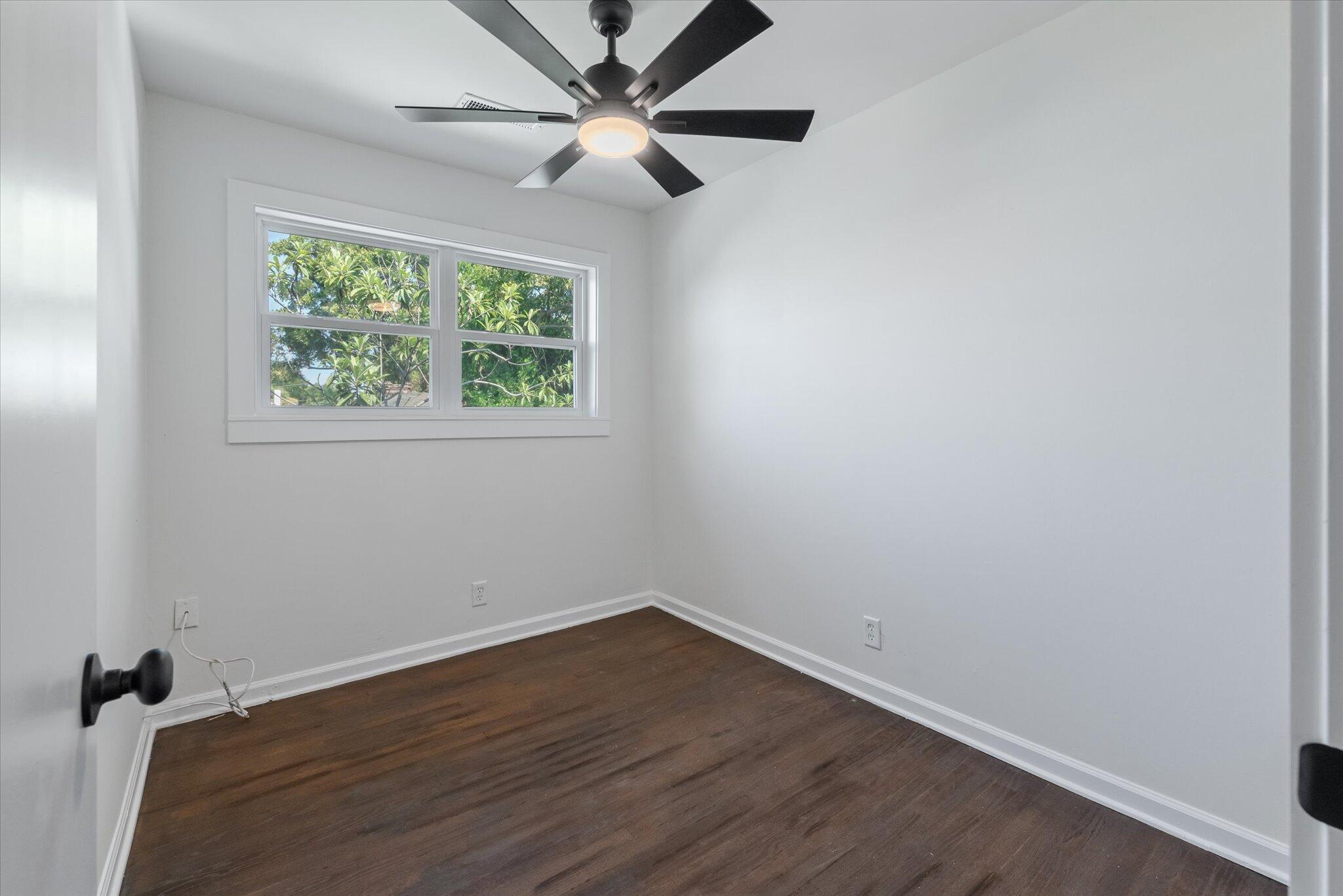 12 Grove Street Charleston, SC 29403 - Photo 15 of 23 56-8 and 10 Grove_Charleston-35