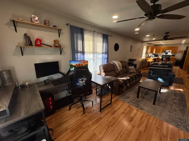 $169,900 | 102 East Jefferson Avenue, Riverton, WY 82501