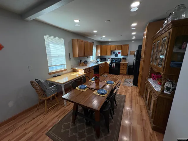 $169,900 | 102 East Jefferson Avenue, Riverton, WY 82501