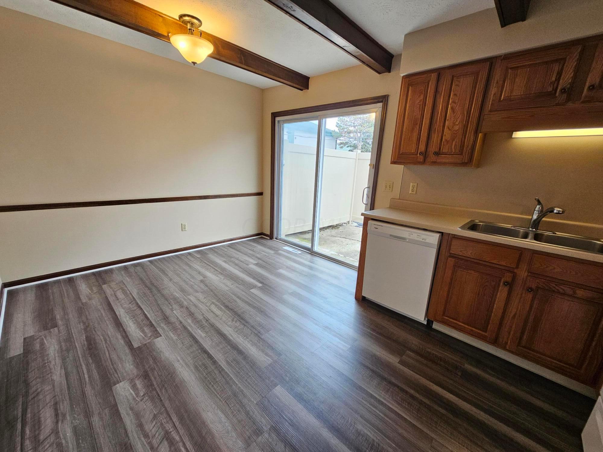 5060 Godown Road, Unit A Columbus, OH 43220 - Photo 8 of 25 20240807_112620