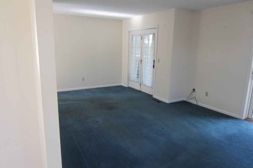 301 Beacon Park Road, Unit 301 Webster, MA 01570 - Photo 11 of 32 Gallery Image 11