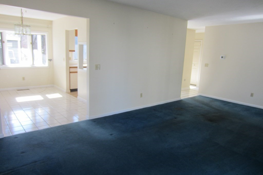 301 Beacon Park Road, Unit 301 Webster, MA 01570 - Photo 13 of 32 Gallery Image 13