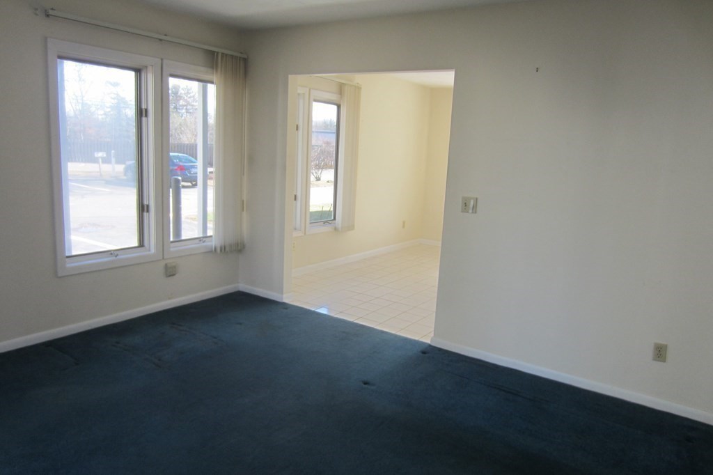 301 Beacon Park Road, Unit 301 Webster, MA 01570 - Photo 14 of 32 Gallery Image 14
