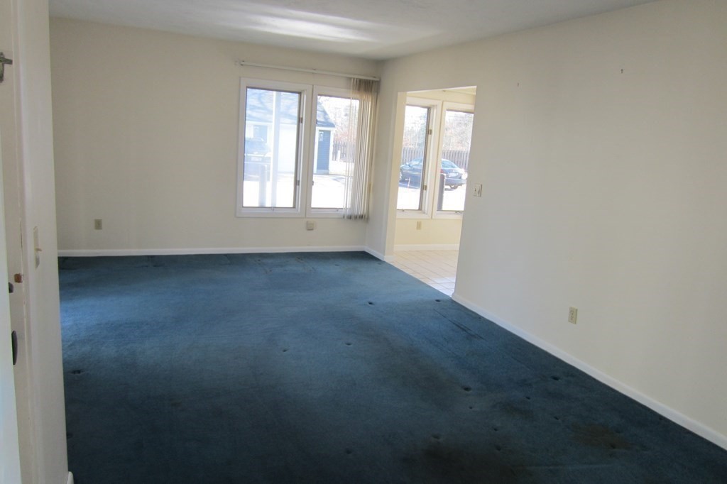 301 Beacon Park Road, Unit 301 Webster, MA 01570 - Photo 15 of 32 Gallery Image 15