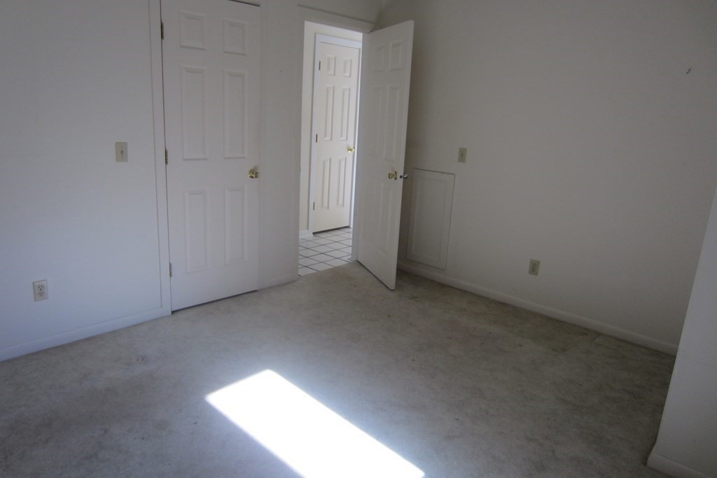 301 Beacon Park Road, Unit 301 Webster, MA 01570 - Photo 19 of 32 Gallery Image 19