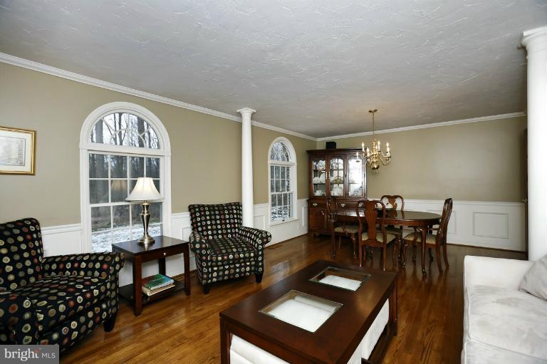 201 Leppo Road Westminster, MD 21158 - Photo 1 of 30 Living Room