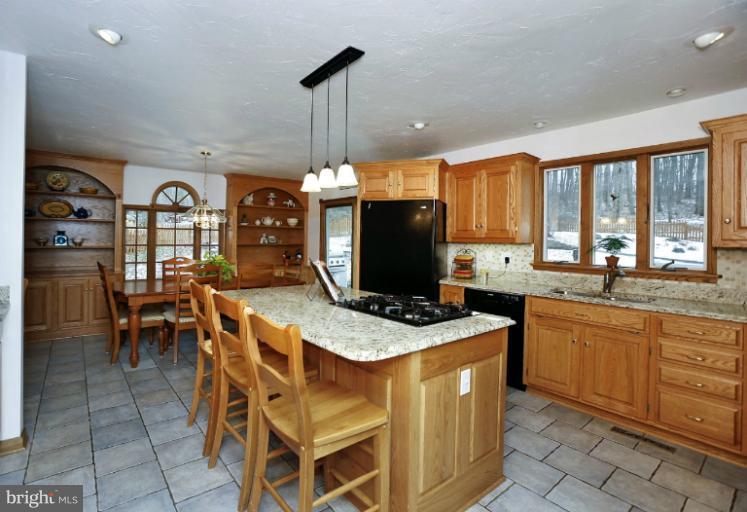 201 Leppo Road Westminster, MD 21158 - Photo 2 of 30 Kitchen