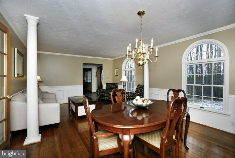 201 Leppo Road Westminster, MD 21158 - Photo 11 of 30 Dining Room