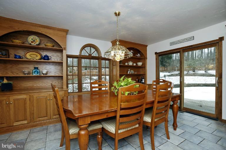 201 Leppo Road Westminster, MD 21158 - Photo 13 of 30 Breakfast Room