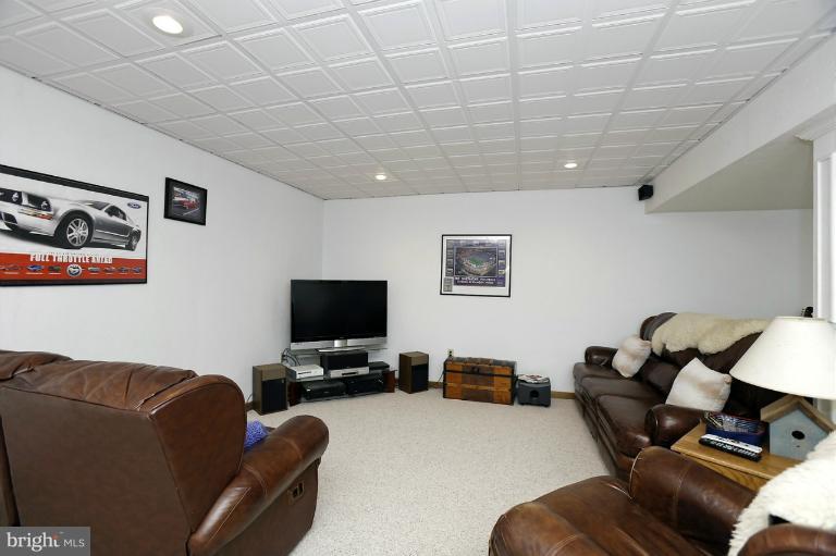 201 Leppo Road Westminster, MD 21158 - Photo 4 of 30 Basement