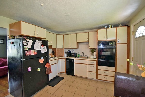5 Robert Road Randolph, MA 02368 - Photo 12 of 18 Gallery Image 12