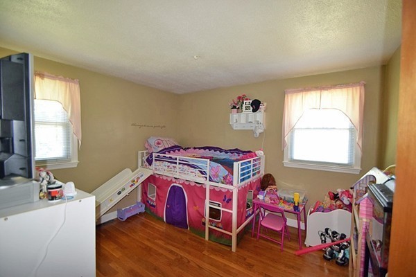 5 Robert Road Randolph, MA 02368 - Photo 14 of 18 Gallery Image 14