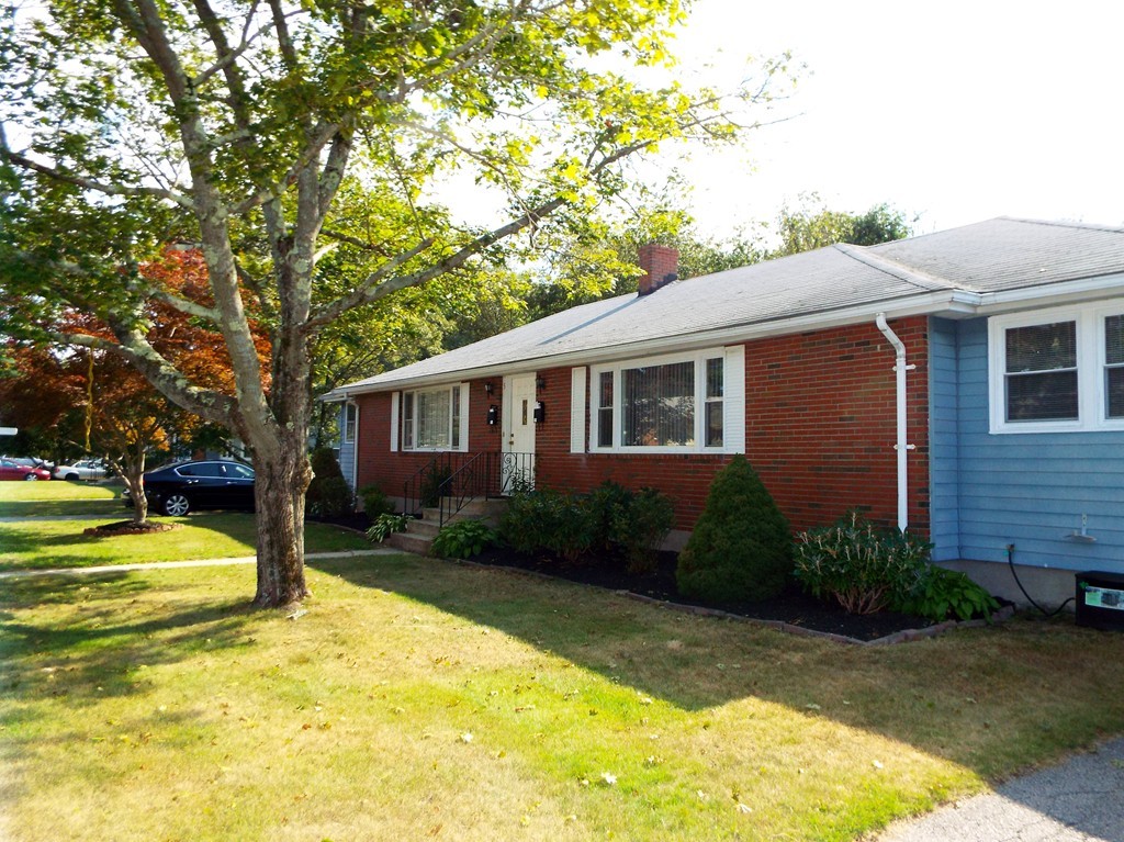 5 Robert Road Randolph, MA 02368 - Photo 2 of 18 Gallery Image 2