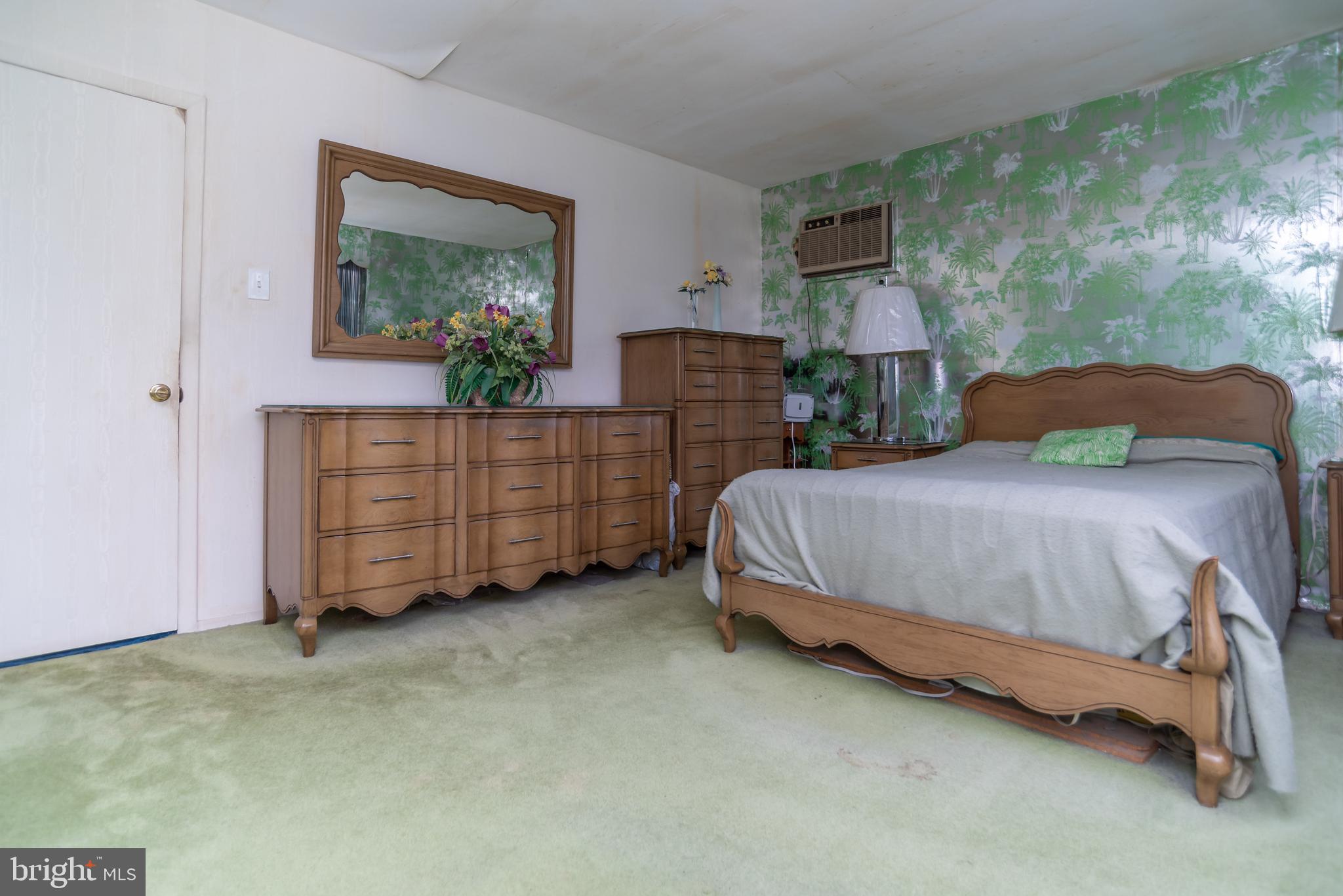 843 Avon Road Philadelphia, PA 19116 - Photo 19 of 33
