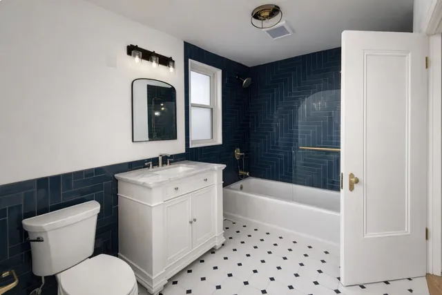 $7,335 | 1770 Pacific Avenue, Unit 304, San Francisco, CA 94109