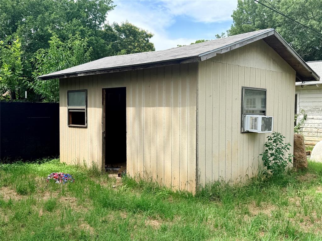 105 Ragland Street Graham, TX 76450 - Photo 31 of 36