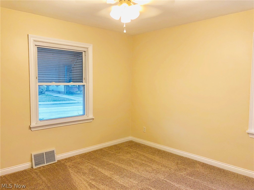 1733 Rockefeller Road Wickliffe, OH 44092 - Photo 15 of 26 Gallery Image 15