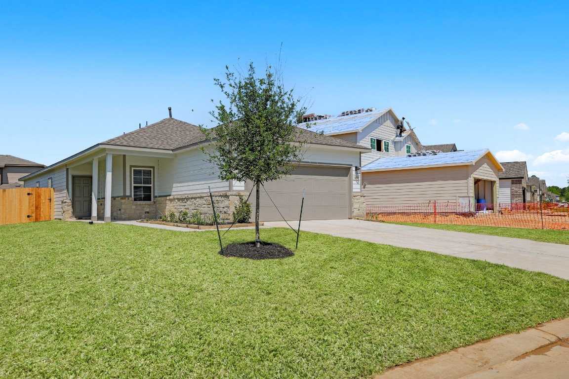 16891 Needlepoint Drive Conroe, TX 77302 - Photo 3 of 35