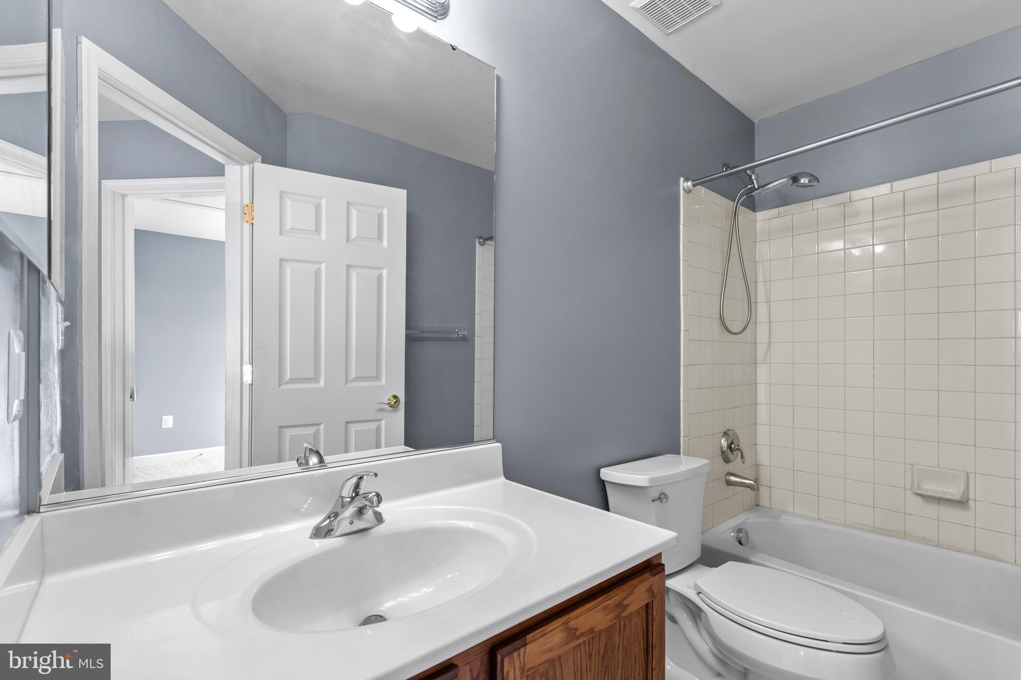41635 Ferber Court Leonardtown, MD 20650 - Photo 23 of 30 bathroom 2 view 2