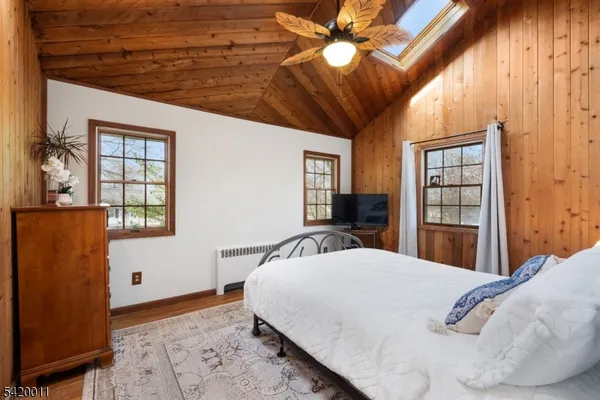 $789,000 | 12 Crestwood Drive, Madison, NJ 07940