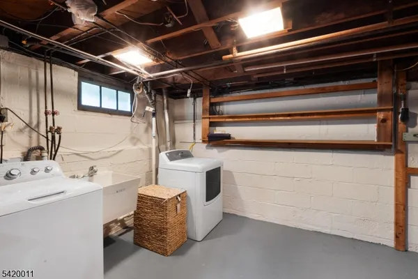 $789,000 | 12 Crestwood Drive, Madison, NJ 07940