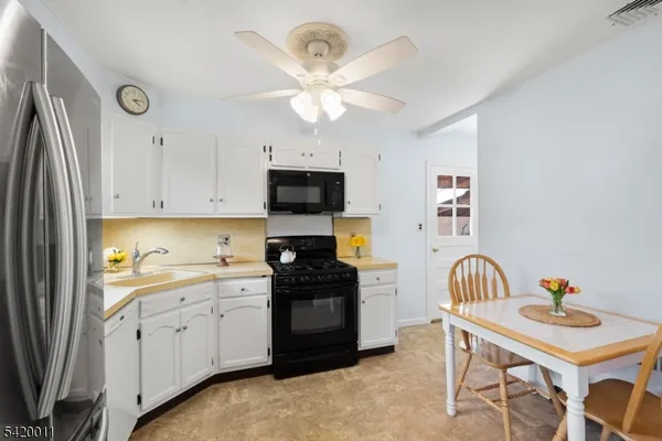 $789,000 | 12 Crestwood Drive, Madison, NJ 07940