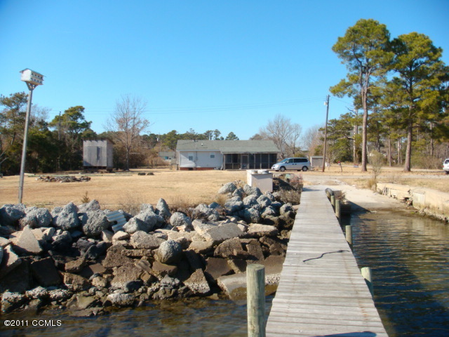 144-156 Corbett Davis Road Davis, NC 28524 - Photo 6 of 9 dock
