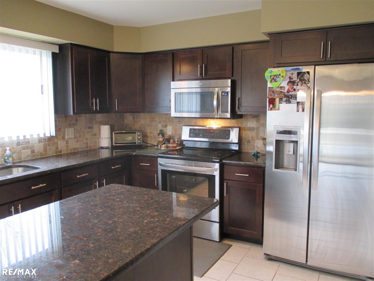 623 Snowmass Drive Rochester Hills, MI 48309 - Photo 9 of 36