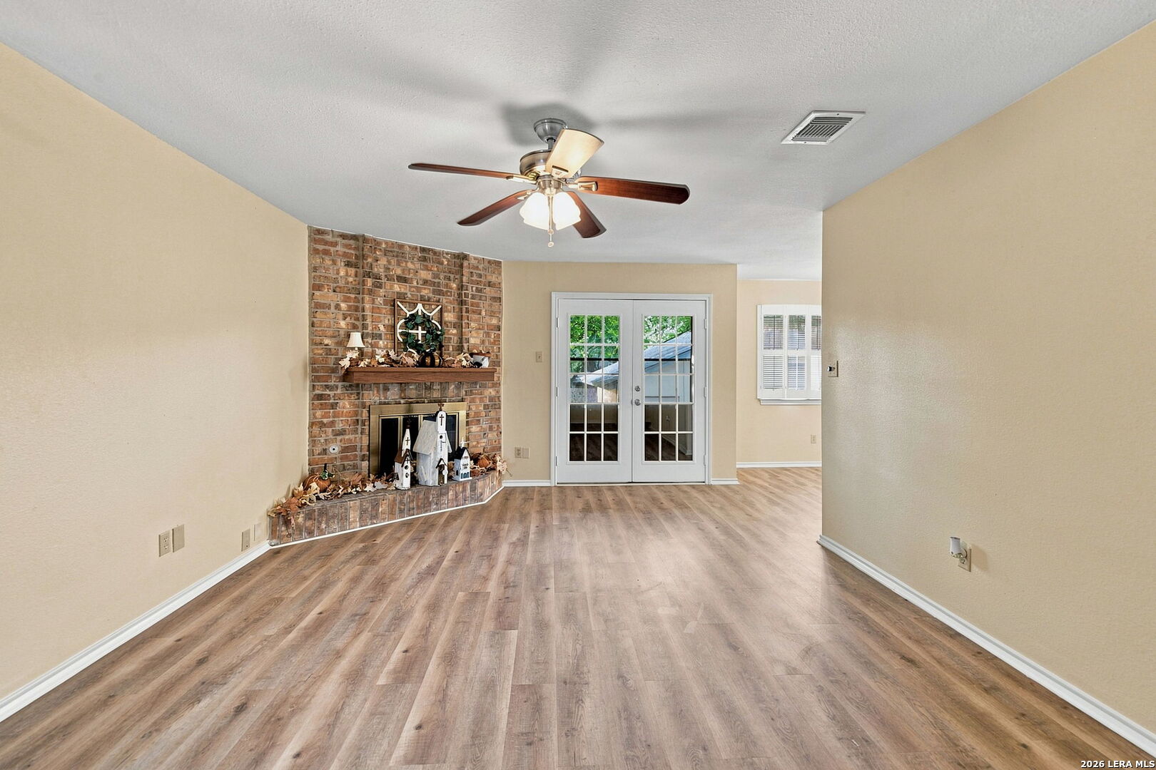 9312 Dover Ridge San Antonio, TX 78250 - Photo 5 of 38 Gallery Image 5
