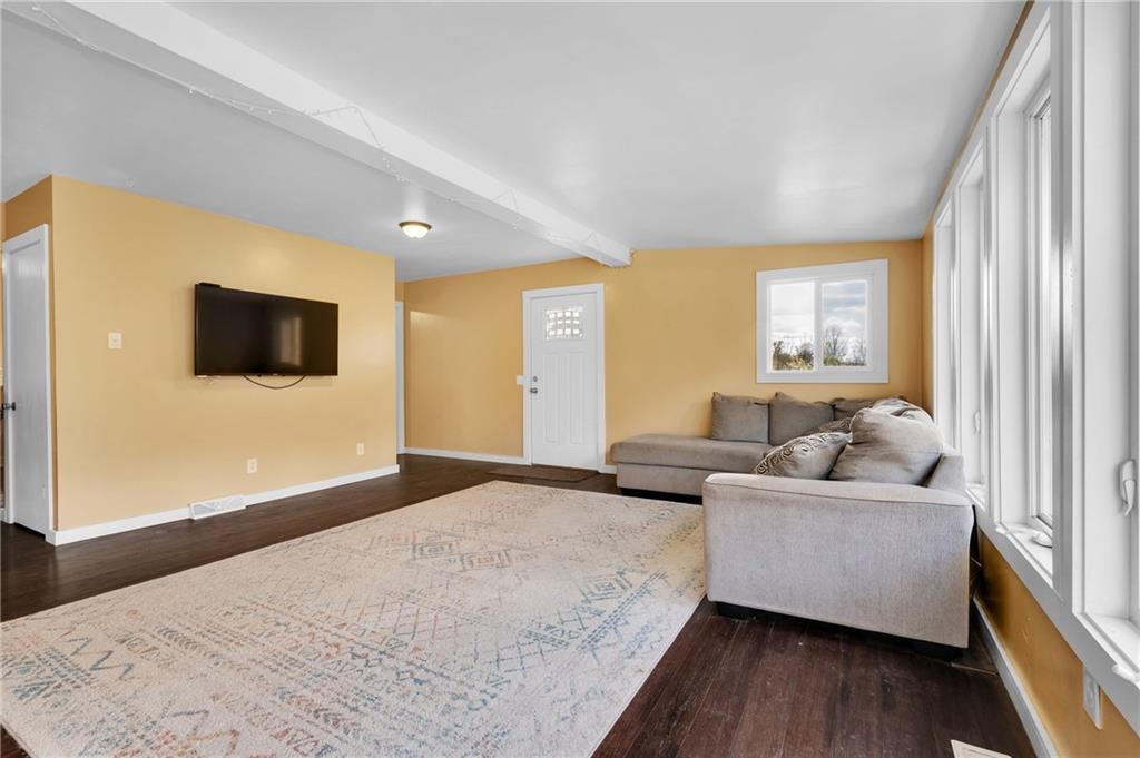 3519 Burtner Road Natrona Heights, PA 15065 - Photo 6 of 17 Gallery Image 6