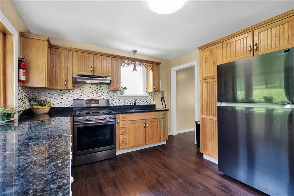 3519 Burtner Road Natrona Heights, PA 15065 - Photo 8 of 17 Gallery Image 8