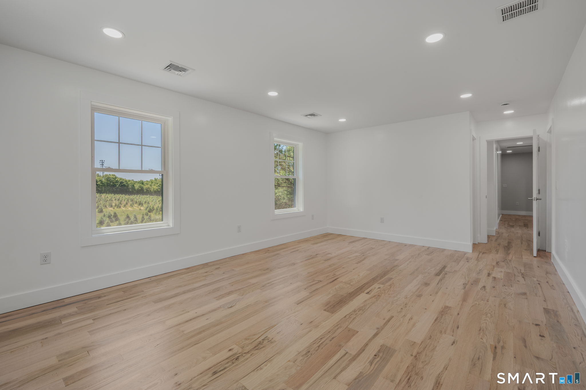 73 Cow Hill Road Clinton, CT 06413 - Photo 19 of 40