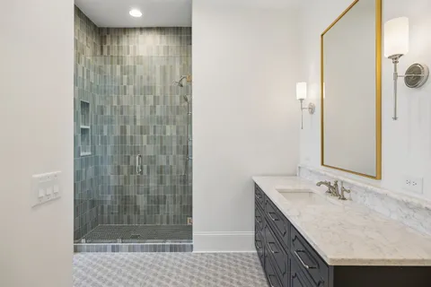 $5,950,000 | 2122 Old Hickory Boulevard, Nashville, TN 37215