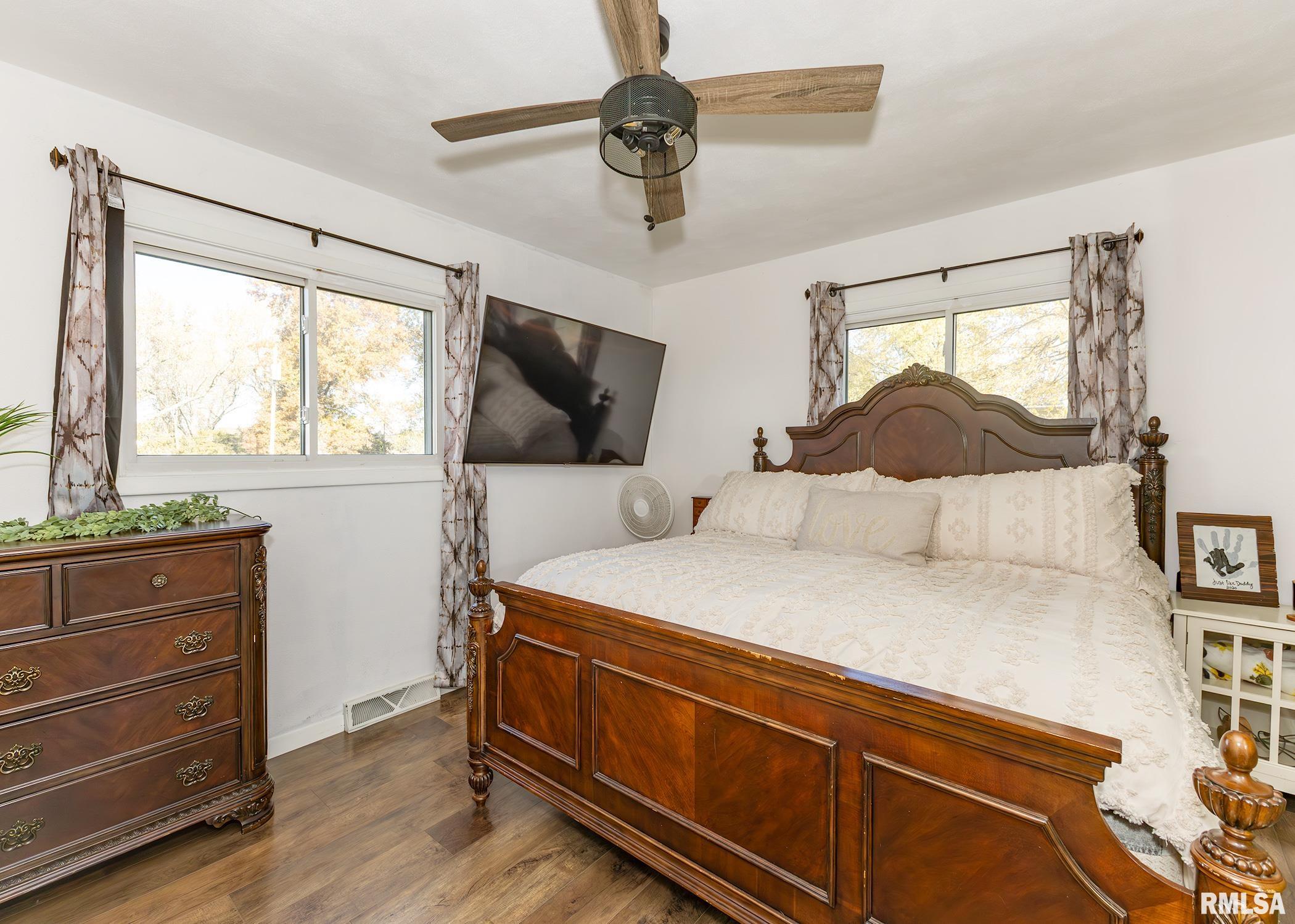 5760 Poppy Garden Road Colona, IL 61241 - Photo 10 of 26 Gallery Image 10