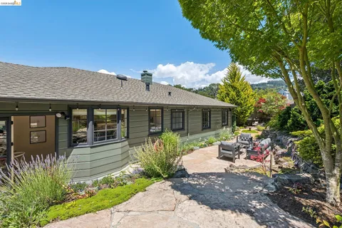 $1,295,000 | 2363 Leimert Boulevard, Oakland, CA 94602