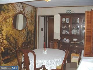 425 Chelsea Road Fairless Hills, PA 19030 - Photo 3 of 6 Gallery Image 3