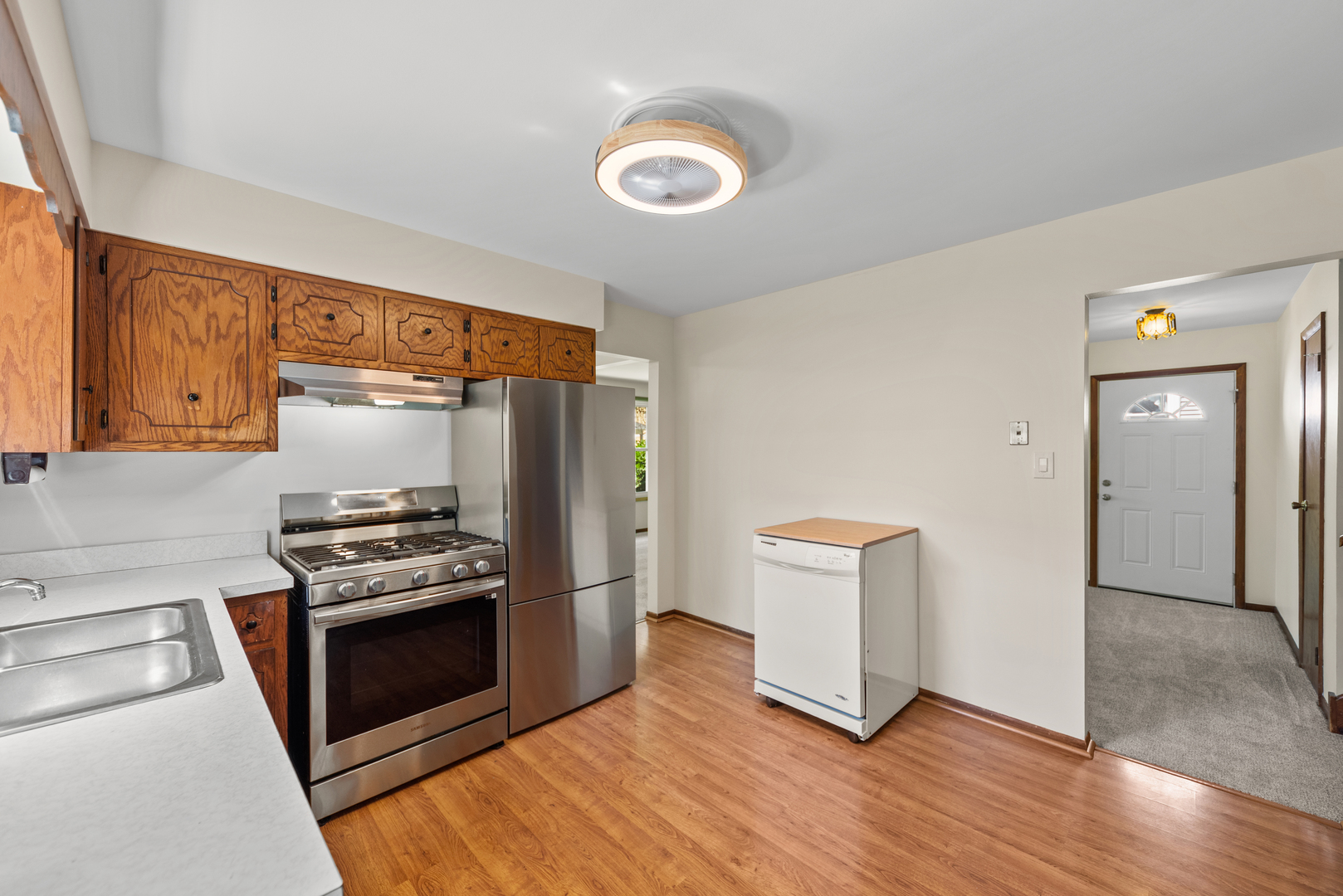 653 Jefferson Street Crete, IL 60417 - Photo 5 of 14