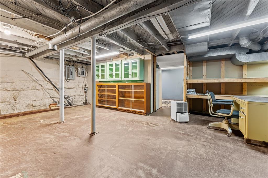 1767 South Eighty Eight Road Greensboro, PA 15338 - Photo 25 of 43