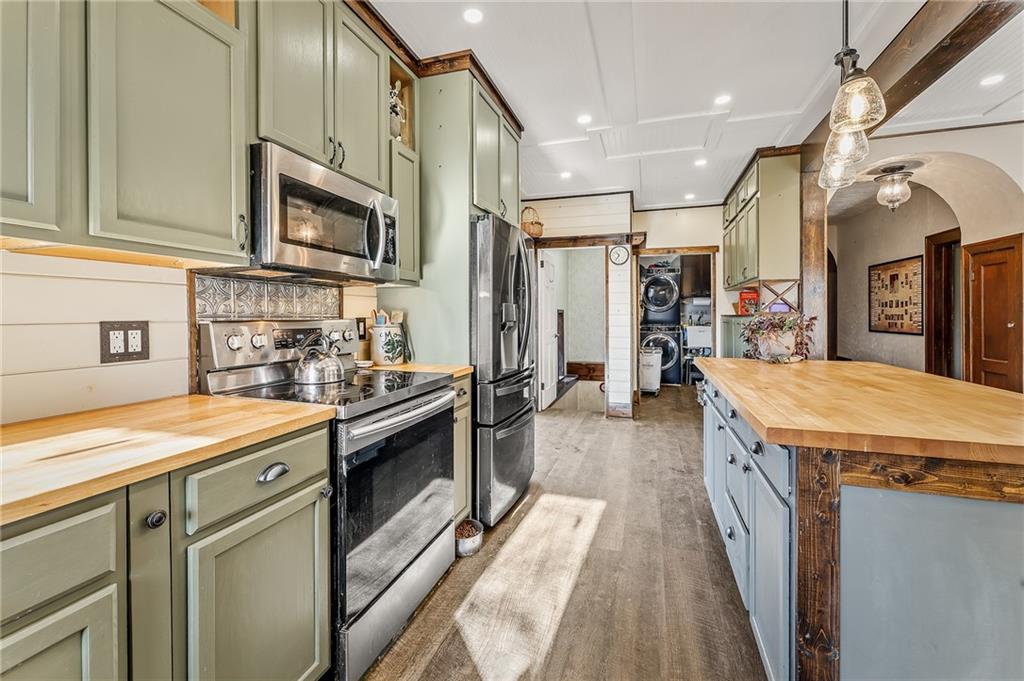 1767 South Eighty Eight Road Greensboro, PA 15338 - Photo 5 of 43