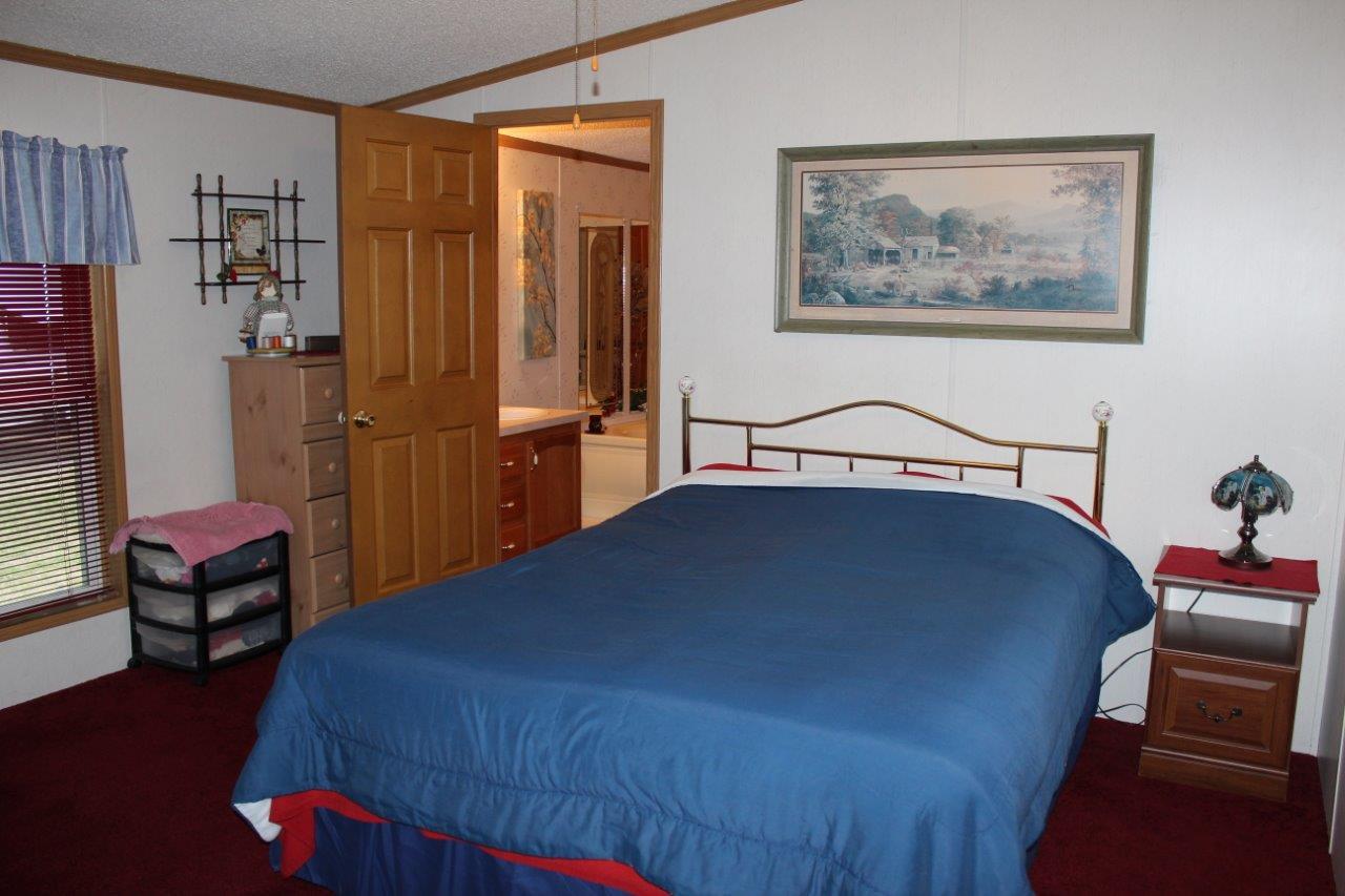 10144 Upper Mograin Road Cheboygan, MI 49721 - Photo 10 of 18 Gallery Image 10