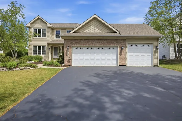 $516,500 | 360 Winding Canyon Way, Algonquin, IL 60102