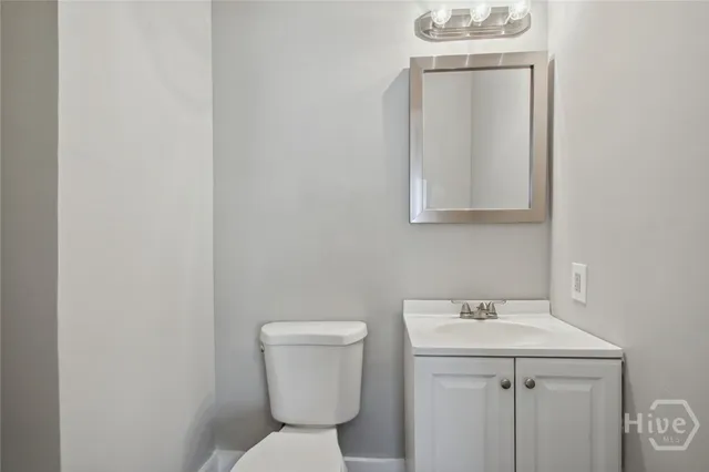 $1,850 | 1002 West 44th Street, Savannah, GA 31405