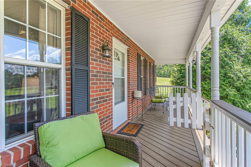 247 South Twin Hill Road Clemmons, NC 27012 - Photo 4 of 46