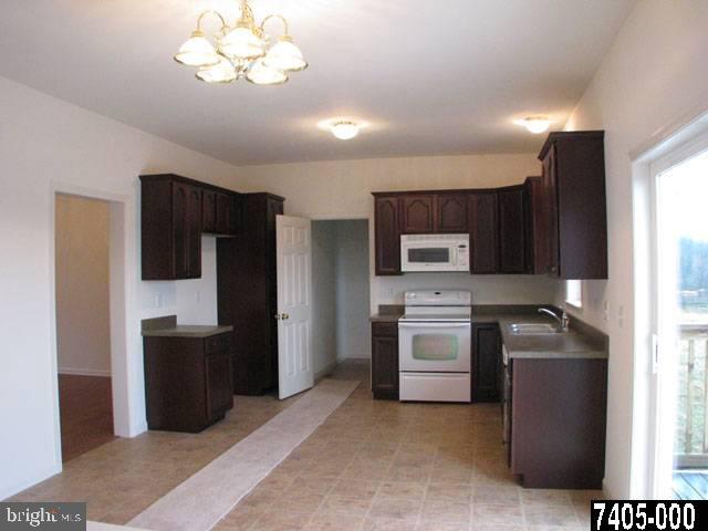 96 Moulstown Road Abbottstown, PA 17301 - Photo 6 of 25 Gallery Image 6