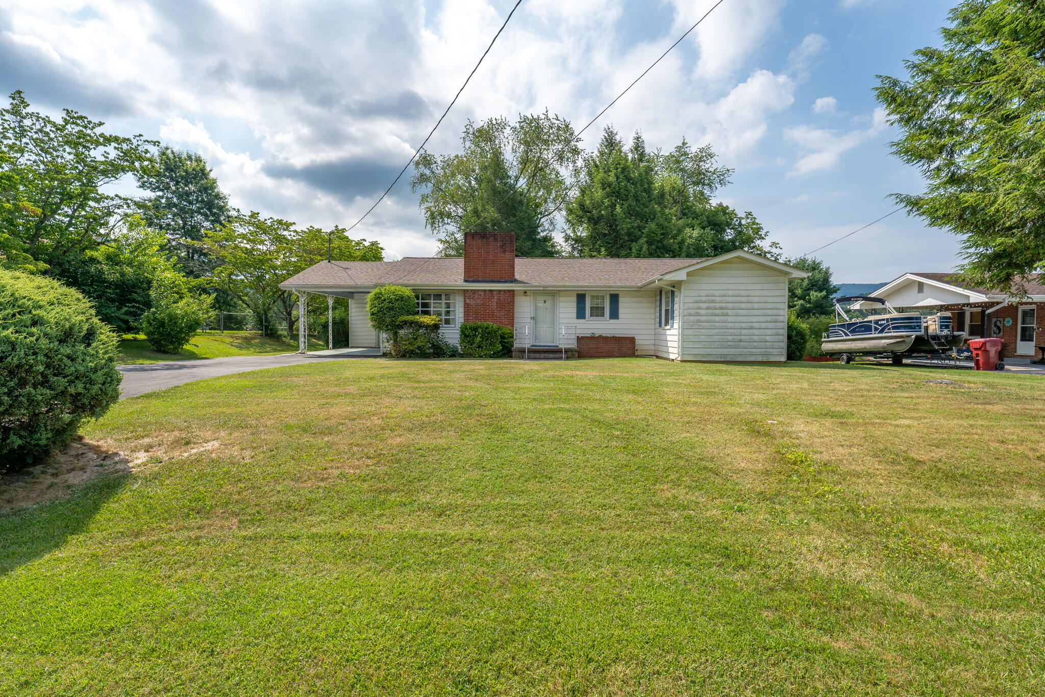 2211 Wyndale Road Johnson City, TN 37604 - Photo 1 of 33 2211 Wyndale Rd (2 of 42)