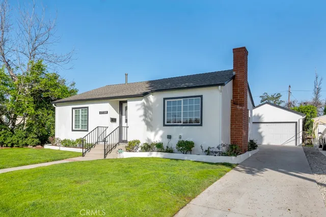 $899,000 | 17733 Los Alimos Street, Granada Hills, CA 91344