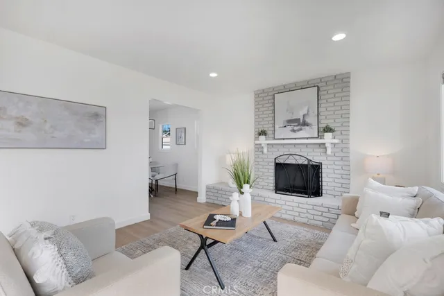 $899,000 | 17733 Los Alimos Street, Granada Hills, CA 91344