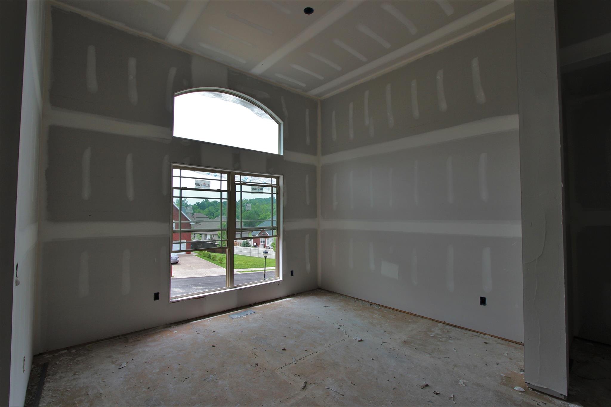 49 Remington Road Lebanon, TN 37090 - Photo 4 of 22 a view of empty room with large windows